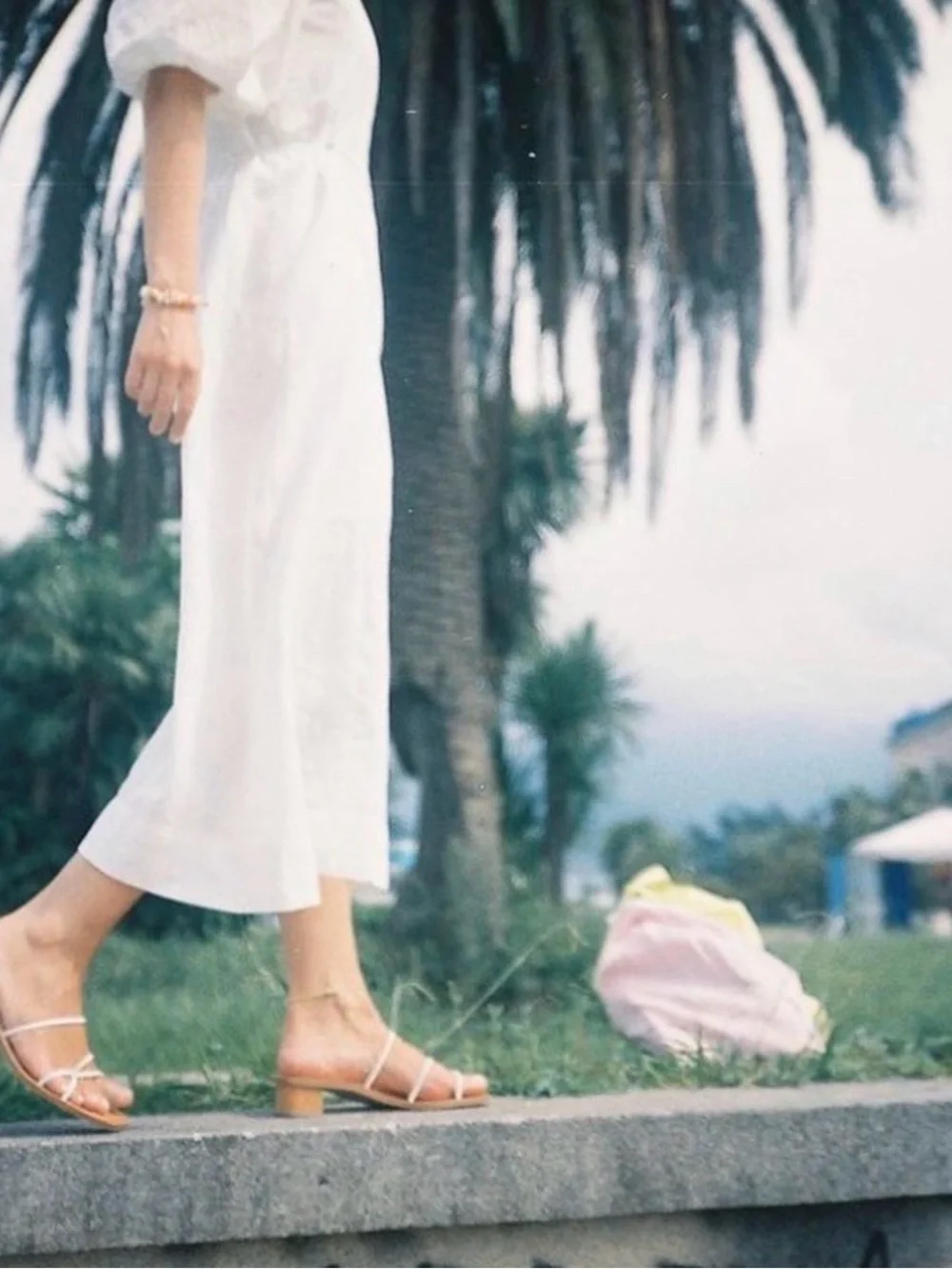 Idee Fixe Simple Slide Sandals